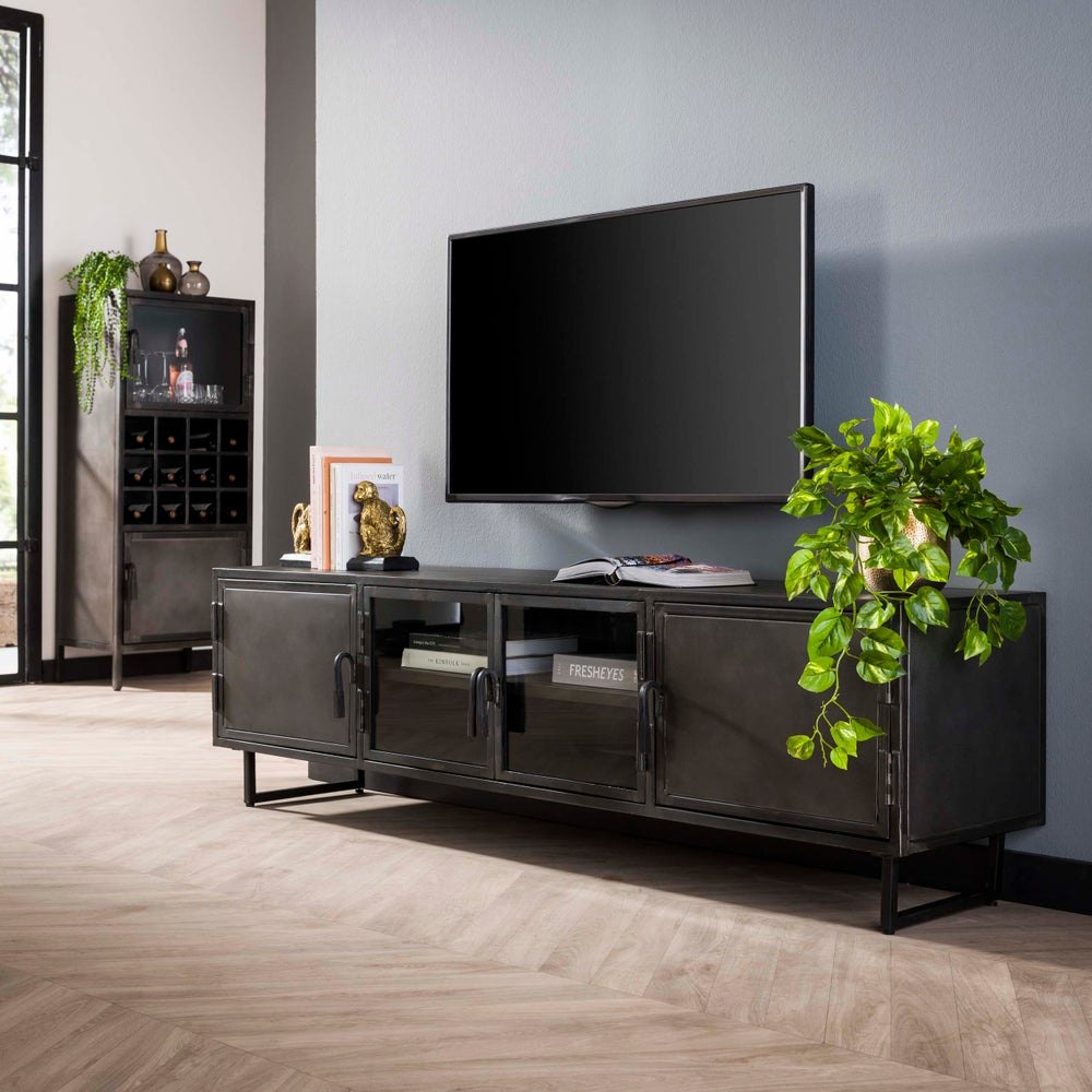 Reefs Interior Trent · een laag metalen tv-meubel in gunmetal